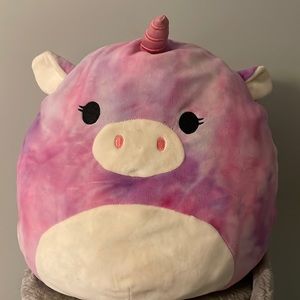 Unicorn squishmallow 🦄